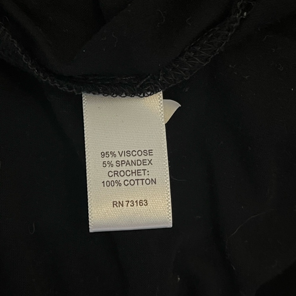 Cable & Gauge Black Relaxed Blouse - Picture 7 of 8